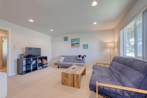 Ocean Oasis image 16