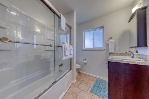 Ocean Oasis image 25