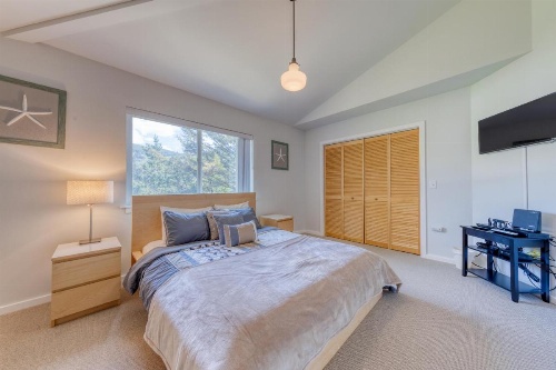 Ocean Oasis image 26